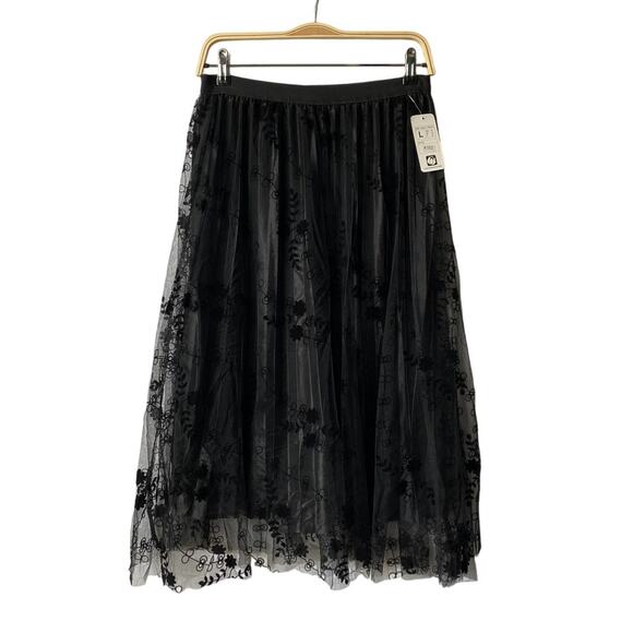 Jon & Anna Dresses & Skirts - Jon & Anna Velvet Floral Flocking Mesh Skirt Women L XL Black Witchy Whimsigoth